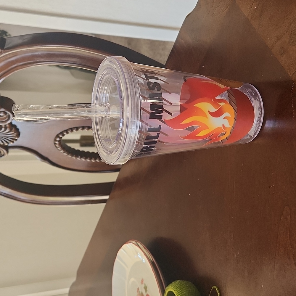 Echo on the go tumbler